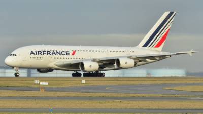 Рейс AirFrance из Парижа в Москву отменили из-за ограничений против Белоруссии