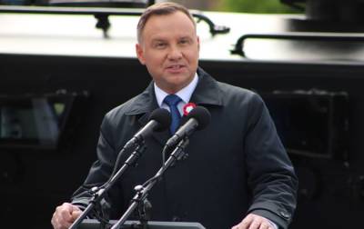 Президент Польши Дуда назвал Россию ненормальной страной
