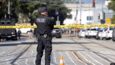 В Калифорнии вооружённое нападение — есть многочисленные жертвы