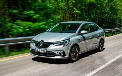 Renault представила преемника седана Logan