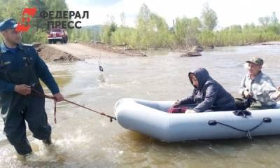 В одном из районов Красноярского края горные реки вышли из берегов и затопили дороги