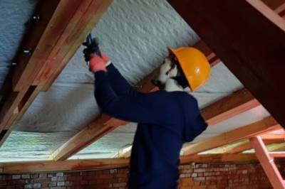 Министр ЖКХ проверил качество проведенного ремонта крыш в Хабаровске