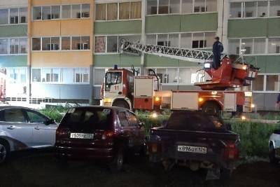 В Челябинске наркоман устроил пожар в многоэтажке, один человек погиб