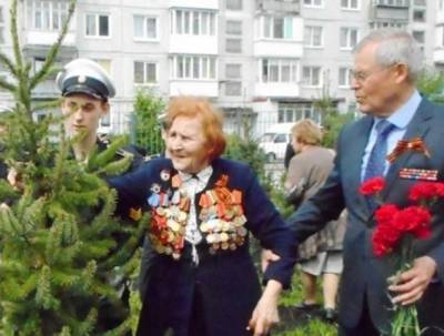 В Калининграде возле новой школы посадили «Лес Победы»