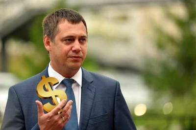 Андрей Каличенко пошел в Госдуму, чтобы помочь своим родственникам заработать на госзаказах 1,8 млрд рублей