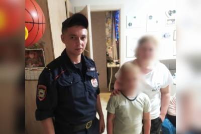 Рязанские полицейские вернули домой пропавшего семилетнего мальчика
