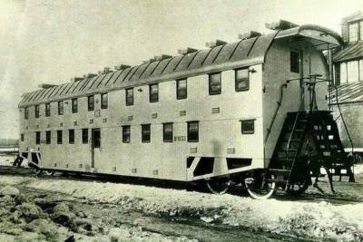 В сети появилась фотография двухэтажного вагона, построенного в Твери в начале XX века