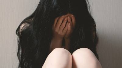 Омбудсмен заявила о травле изнасилованной девочки из Барнаула со стороны взрослых
