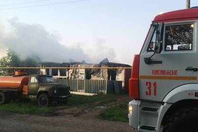 Два жилых дома сгорели ночью в Чувашии - cheb.mk.ru - респ. Чувашия - район Комсомольский