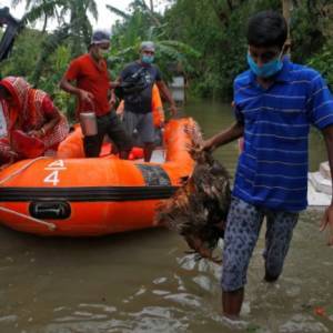 В Индии из-за циклона эвакуировали более миллиона человек. Фото. Видео