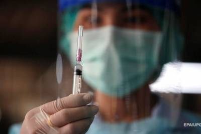 В России начали вакцинировать животных от коронавируса