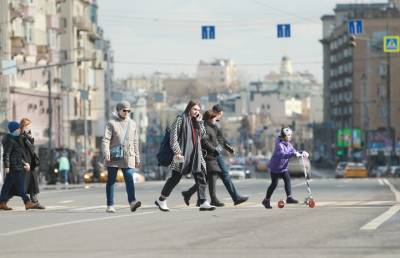 Пешеходные переходы ремонтируют на северо-западе и юго-западе Москвы