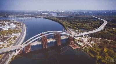 ГФС выявила неуплату 9 млн налогов при строительстве моста в Киеве