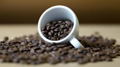 Ученые заявили о малоэффективности кофеина при недосыпании