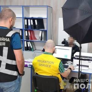 В Запорожье выявили двух иностранцев, нарушивших миграционное законодательство