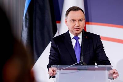 В Кремле назвали неприемлемыми слова президента Польши о России