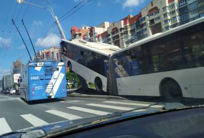Стало известно о состоянии пострадавших после ДТП с автобусом в Петербурге