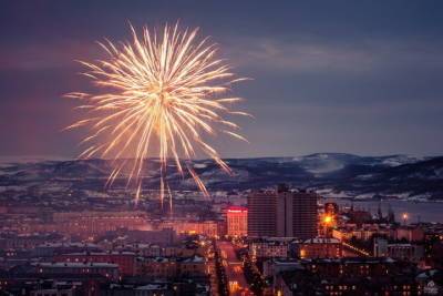 Жителей Мурманской области поздравили с наступающим праздником