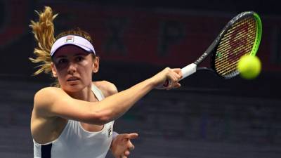 Александрова проиграла Крейчиковой в четвертьфинале турнира WTA в Страсбурге
