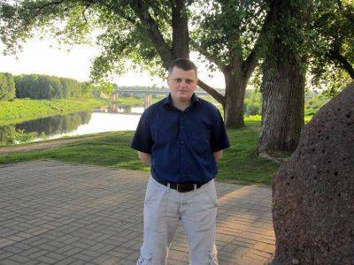 Трансгендерного мужчину Назара Гулевича депортировали из России в Беларусь