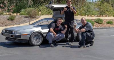 Культовый DeLorean из "Назад в будущее" превратили в 630-сильный суперкар (видео)