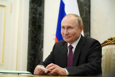 Владимир Путин поздравил россиян с Днем пограничника