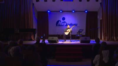 Вести. Дню русской гитары посвятили встречу в калужском Доме музыки
