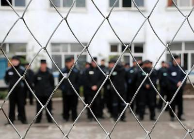 В Астрахани сотрудника регионального УФСИН подозревают во взяточничестве