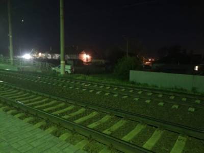 Пассажирский поезд сбил южноуральца