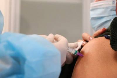 Вакцинация в Украине проходит в десять раз медленнее, чем в Европе - эксперты