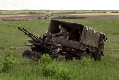 На Донбассе подстрелили украинского военного