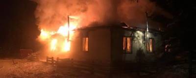 В Подмосковье при пожаре в жилом доме погибли три человека