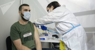 Правительство Латвии утвердило льготы для вакцинированных