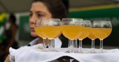 Учёные выяснили, какой сок способен подавить коронавирус и грипп