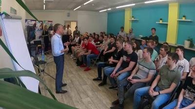 Депутат Госдумы поделился управленческим опытом с воронежскими студентами опорного вуза