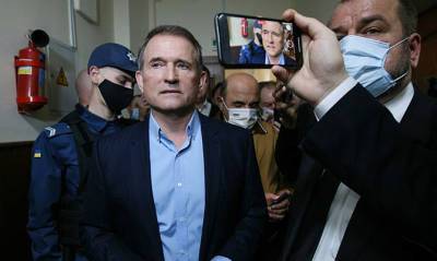 AgorаVox: Преследование Медведчука только добавляет популярности оппозиционному политику