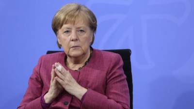 Несмотря на снижение заболеваемости Меркель снова хочет продления карантинных мер