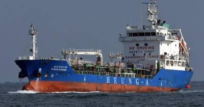В Японском море танкер столкнулся с грузовым судном