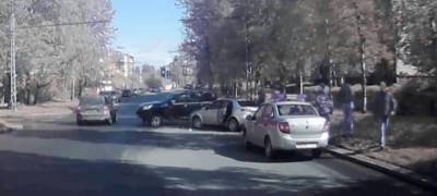 Жесткое ДТП произошло в центре Петрозаводска (ВИДЕО)