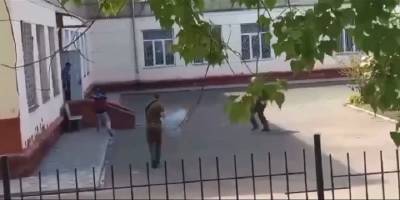 В Черноморске Одесской области Муниципальная стража подстрелила во время задержания парня - видео - ТЕЛЕГРАФ