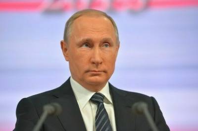 Путин назвал экологическую безопасность одним из главных приоритетов России