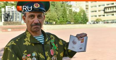 Уже не бесправный мигрант. Таджикский герой, спасший русских солдат от боевиков, стал гражданином России