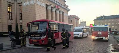 Пассажирский автобус загорелся в Петрозаводске