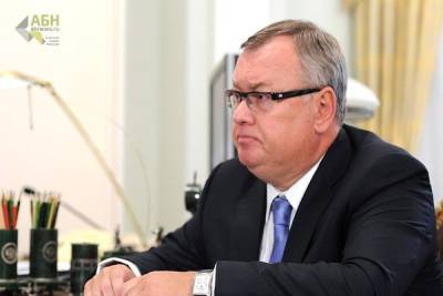 Глава ВТБ раскритиковал решение ЦБ об ограничении на выдачу кредитов