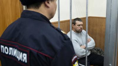 Бывшие полицейские по делу Голунова получили тюремные сроки от 5 до 12 лет