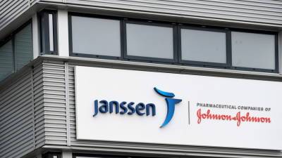 Вакцина от коронавируса Janssen одобрена для использования в Британии