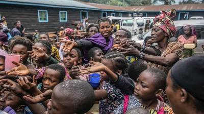 Массовая эвакуация жителей Гомы