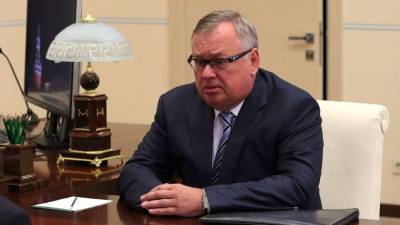 Глава ВТБ Костин негативно относится к ограничению потребкредитования