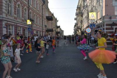 До осени улица Никольская в Астрахани станет по выходным пешеходной