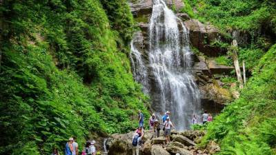 В горах Сочи открылся парк водопадов «Менделиха»
